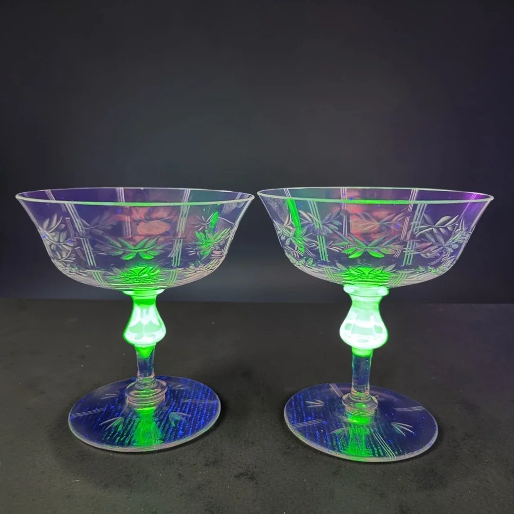 Vintage Uranium Glass Etched Laurel Leaf Champagne Coupes Vaseline Stem Cups Set